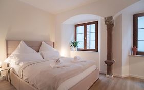 Neues Design-Apartment, Altstadt, Business&Ferien, Kueche, Netflix